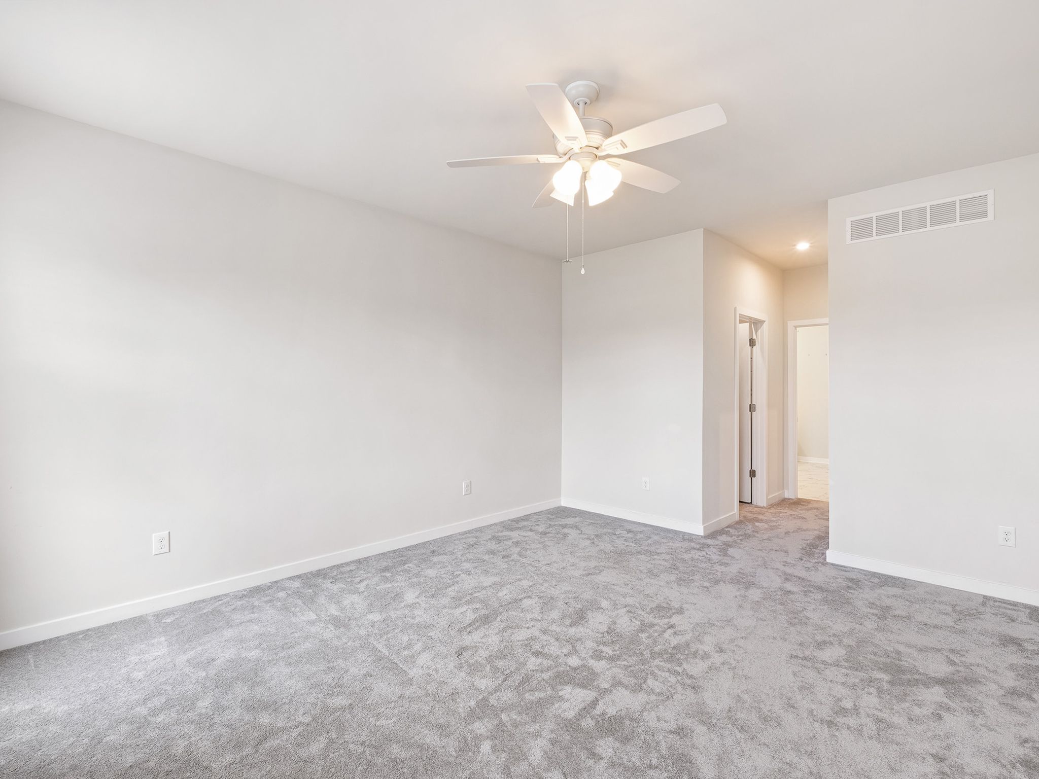 Gallery image slideShow16