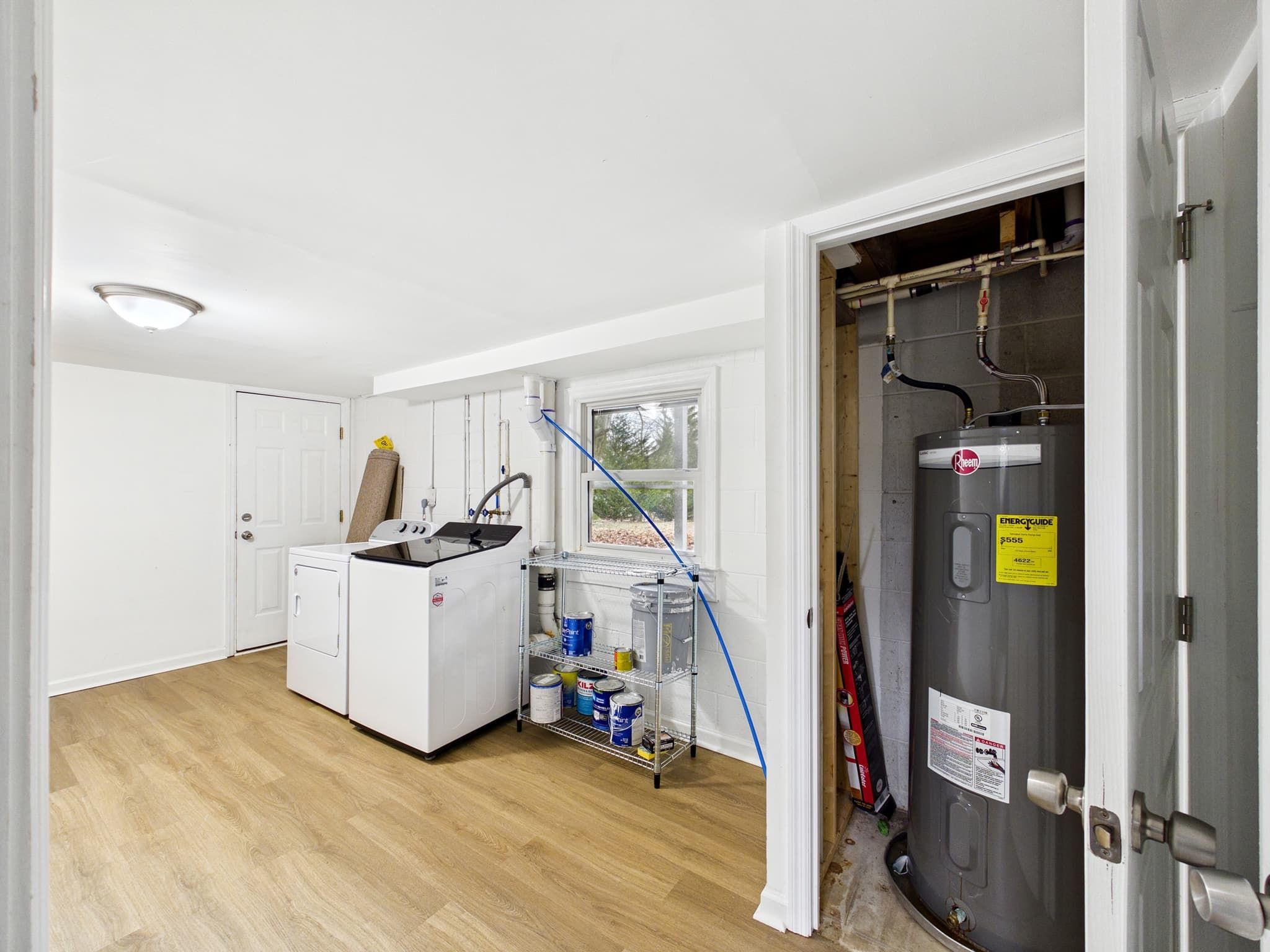 Gallery image slideShow17