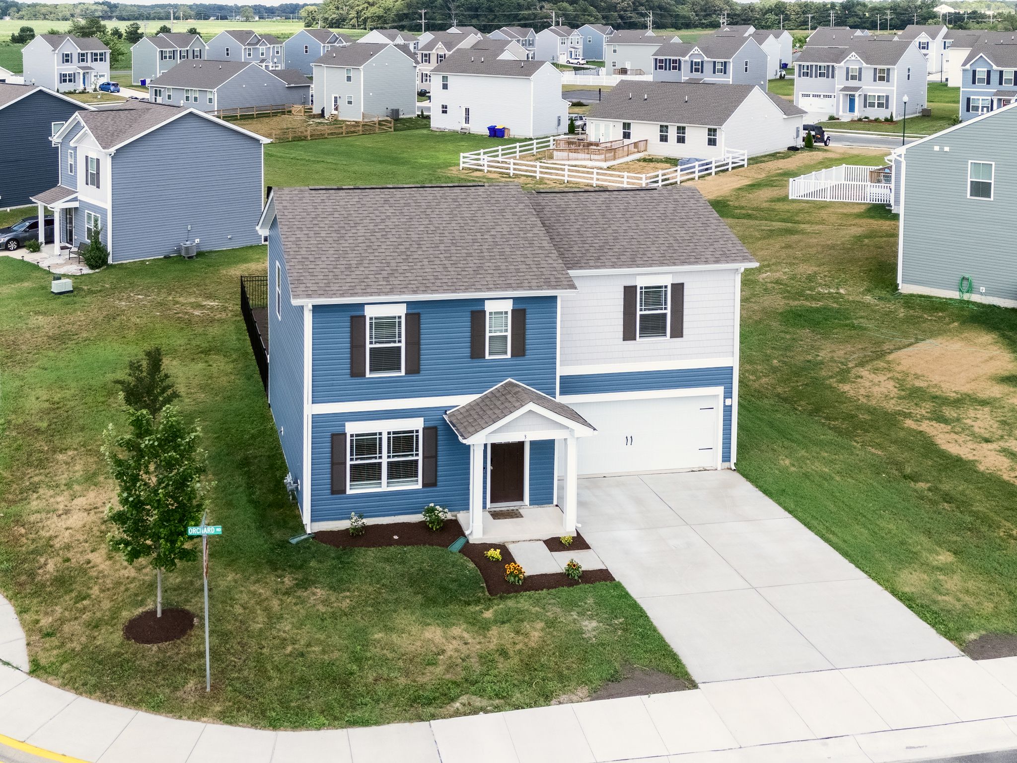 Gallery image slideShow21