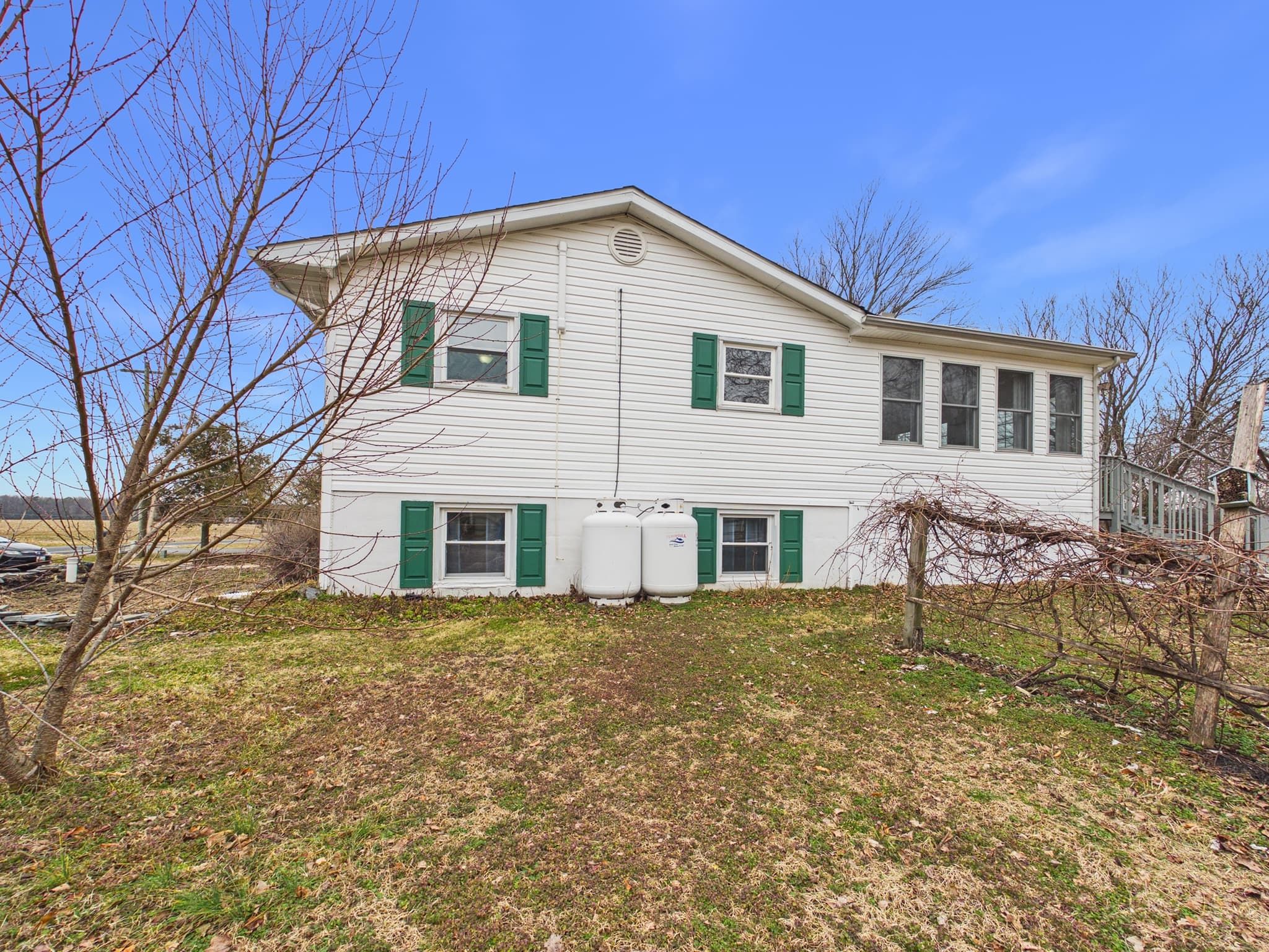 Gallery image slideShow22