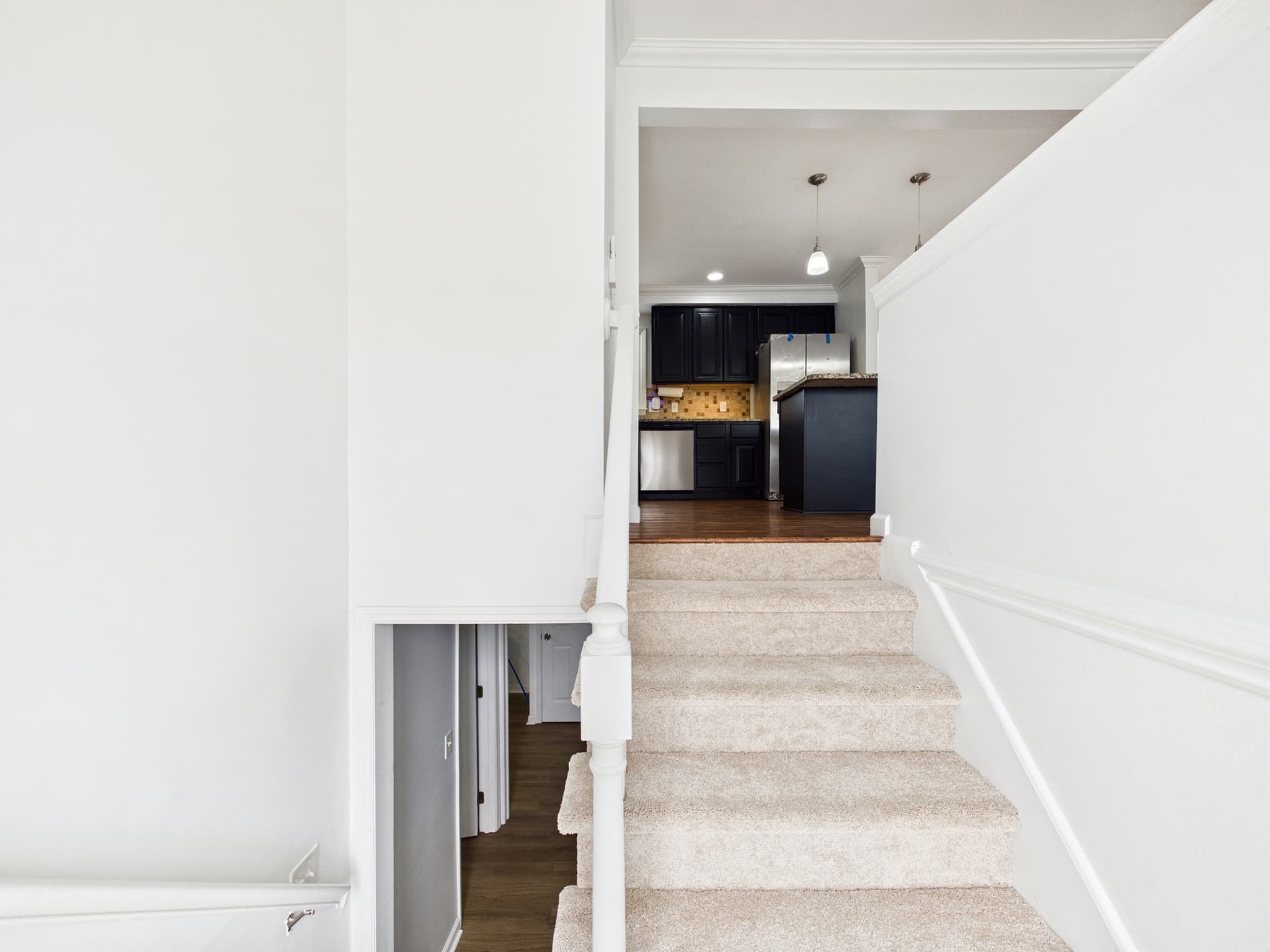 Gallery image slideShow3