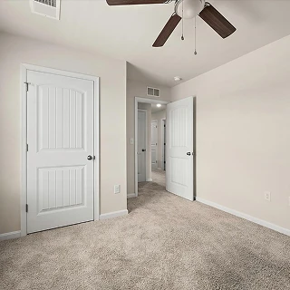 Gallery image slideShow11