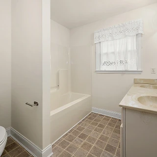 Gallery image slideShow18